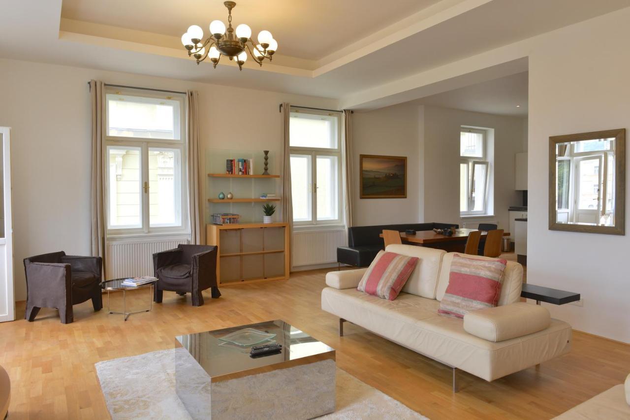Kolonada Luxury 3 Bedroom Apartment Manes Marianske Lazne Ngoại thất bức ảnh